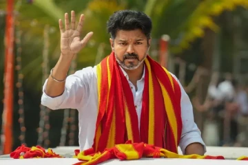 තලපති විජේ තමිල්නාඩු මහ ඇමති ධූරයට? දේශපාලනයම උඩුයටිකුරු වෙයි - තමිල්නාඩුවම හෙල්ලෙන අනාවරණයක් මෙන්න