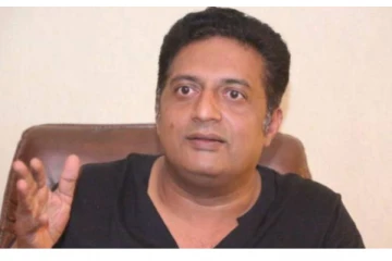 நடிகர் பிரகாஷ் ராஜுக்கு என்ன ஆனது? விபத்து குறித்து அவரே வெளியிட்ட அதிகாரப்பூர்வ தகவல்