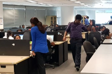 அரச ஊழியர்களுக்கு மகிழ்ச்சித்தகவல் ; இன்று முதல் ஏப்ரல் மாதத்திற்கான வேதனம்!