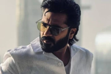 அரசியல் தலைவரிடம் பொது இடத்தில் பளார் வாங்கிய சிம்பு!! என்ன நடந்தது?