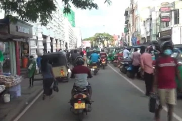 இன்று இரவு முதல் பயணக்கட்டுப்பாடு! யாழ். நகரில் அதிகமான மக்கள்