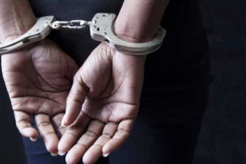 800ට තෙල් විකුණු පොම්පකරුගේ බිරිඳ මාට්ටුවෙයි..!