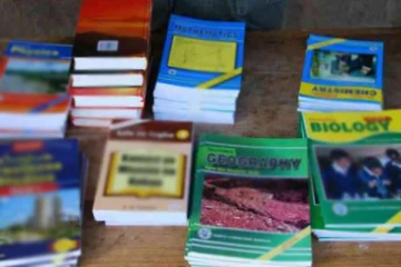 பாடசாலை பாடப்புத்தகங்களை அச்சிடுவதற்கு சுமார் 1648 கோடி ரூபா செலவு! கல்வி அமைச்சு தகவல்