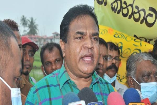 சற்றுமுன்னர் FCID முன்னிலையான முன்னாள் அமைச்சர் | Former Minister P Harrison To Fcid