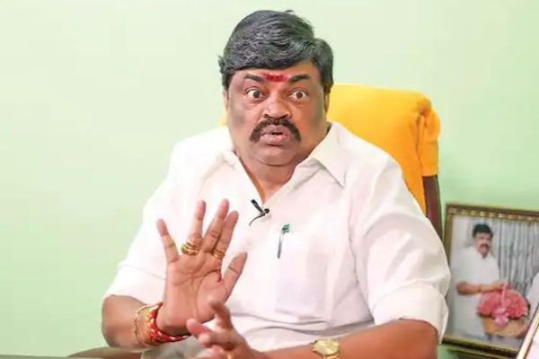 பண மோசடி வழக்கில் கைதான ராஜேந்திர பாலாஜியிடம் சுமார் 10 மணி நேரம் தொடர் விசாரணை - தமிழ்நாடு