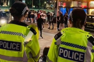 இங்கிலாந்தில் பெண்ணின் உயிரைப்பறித்த நாய்கள்!