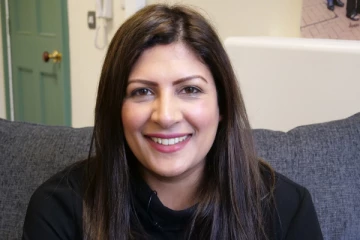 பிரித்தானியாவில் பதவியிறக்கம் செய்யப்பட்ட இரண்டு இந்திய வம்சாவளி பெண் அரசியல்வாதிகள்