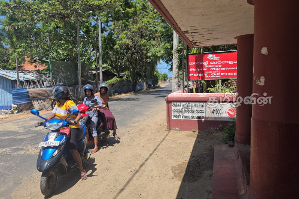 மன்னாரிலும் தபாலக ஊழியர்கள் பணிப்பகிஷ்கரிப்பு | Post Office Staffs Strike