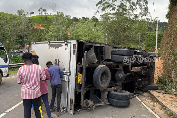 நானுஓயா - ரதல்ல குறுக்கு வீதியில் விபத்து: வாகன சாரதிகளுக்கு முக்கிய அறிவுறுத்தல் | Fatal Accident At Nanuoya Ratalla Cross Road