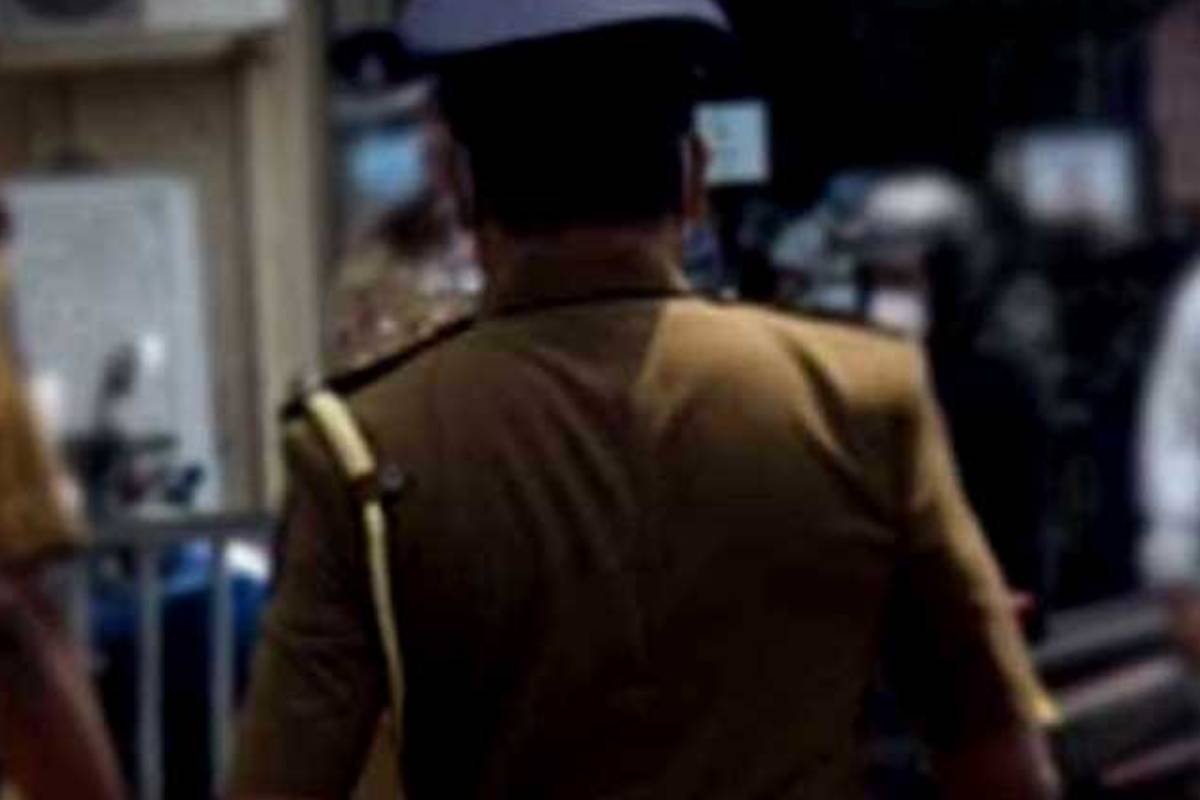 முன்னாள் பிரதி பொலிஸ் மா அதிபர் உள்ளிட்ட இருவருக்கு எதிராக சாட்சி விசாரணைக்கு உத்தரவு | Inquiry Ordered Against Inspector General Police