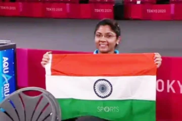 டோக்கியோ பாராலிம்பிக்ஸ்: வெள்ளி பதக்கத்தை வென்றார் பவினா