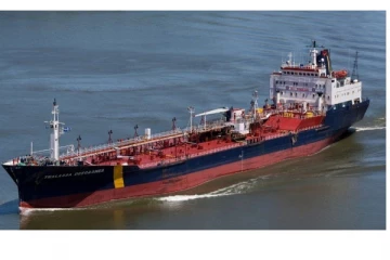 ஓமான் வளைகுடாவில் பரபரப்பு! துபாய் நிறுவனத்திற்கு சொந்தமான டேங்கர் கப்பலை கடத்திய ஆயுதமேந்திய மர்ம நபர்கள்: பிரித்தானியா முக்கிய தகவல்