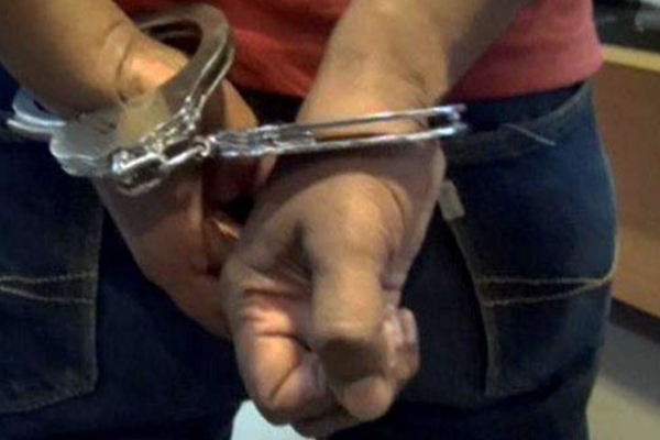 பதினைந்து வயது மகளுக்கு தந்தையால் நேர்ந்த கொடூரம் | Fifteen Year Old Daughter Brutalized By Her Father
