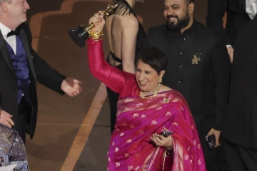 நாட்டு நாட்டு பாடலை தொடர்ந்து ஆஸ்கர் விருதை தட்டிச்சென்ற இந்திய ஆவண குறும்படம்.. மாபெரும் சாதனை