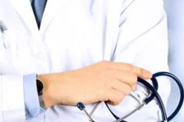 රජයේ වෛද්‍යවරුන් හදිසියේම වැඩවර්ජනයකට එළඹෙයි..