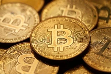 Bitcoin ETF-ல் இருந்து ரூ 4,667 கோடியை ஒரே நாளில் வெளியேற்றிய முதலீட்டாளர்கள்