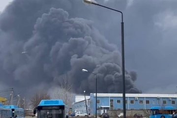 ரஷ்யாவின் எரிபொருள் கிடங்கின் மீது உக்ரைன் அதிரடி தாக்குதல்