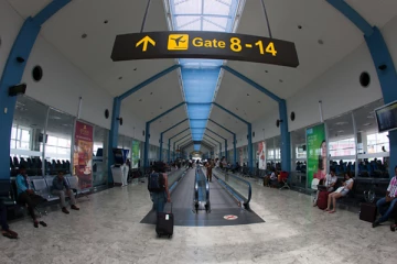 இலங்கையில் இருந்து 5 நாடுகளுக்கான பயணிகள் விமான சேவைகள் நிறுத்தம்