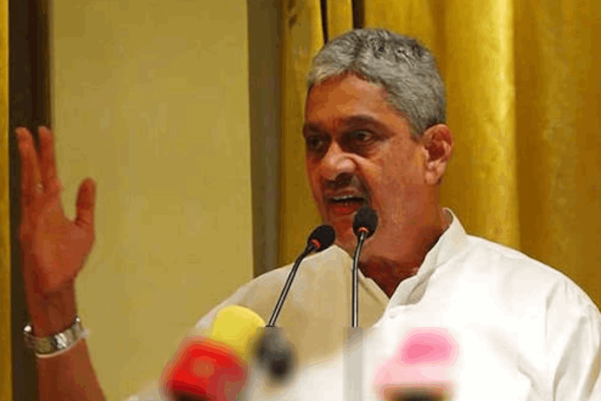 சிறையில் இருந்த அமைச்சருக்கு பிரியாணி அனுப்பிய மைத்திரி - ரணில் அரசாங்கம் | Sarath Fonseka Maithiri Ranil Johnstan Fernando சிறையில் இருந்த அமைச்சருக்கு பிரியாணி அனுப்பிய மைத்திரி - ரணில் அரசாங்கம் | Sarath Fonseka Maithiri Ranil Johnstan Fernando