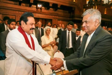 மகிந்தவுக்கு வாய்ப்பை வழங்க முயற்சி : வால்பிடித்து திரியும் ரணில் - செல்வரட்ணம் பகிர்..!