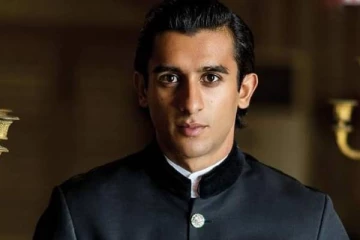 12 வயதில் கிடைத்த மாபெரும் பொறுப்பு... ரூ 20,000 கோடி சொத்துக்களுக்கு வாரிசு: அவரது சொத்து மதிப்பு