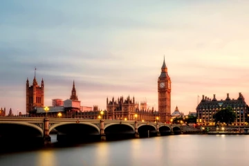 பிரித்தானியாவுக்கு சுற்றுலா செல்லும் ஆசையிலிருக்கும் சுவிஸ் குடிமகனா நீங்கள்? உங்களுக்கு ஒரு முக்கிய செய்தி