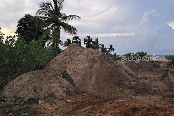 விடுதலைப் புலிகளின் இராணுவ உபகரணங்களைத் தேடி இன்றும் அகழ்வு நடவடிக்கை | Treasure Digging In Mullivaikal