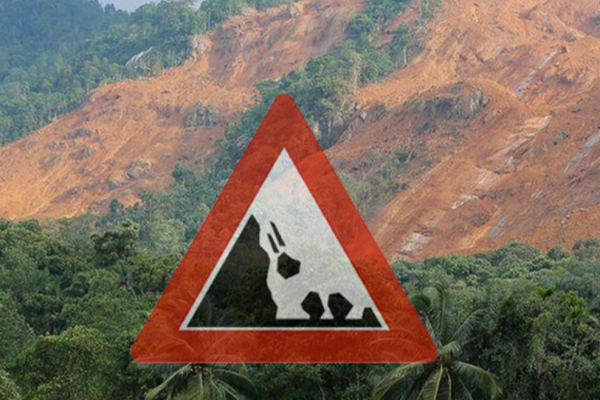 வெளியான சிவப்பு எச்சரிக்கை.. பதுளையில் அனைத்து பாடசாலைகளையும் மூட நவடிக்கை | Bad Weather Schools To Close At 11 In Badulla