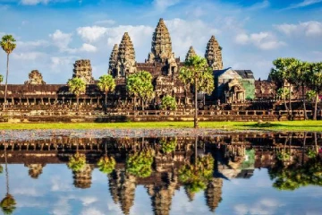 உலகின் 8வது அதிசயமாக அங்கோர் வாட் கோயில் அறிவிப்பு!