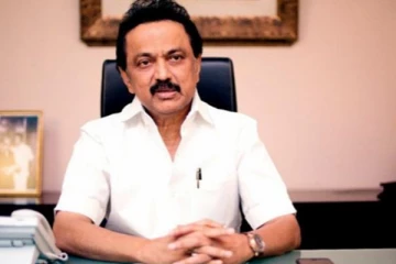 ஆறு, குளங்களில் குளிக்கச் செல்பவர்கள் கவனமுடன் இருக்க வேண்டும் - முதலமைச்சர் வேண்டுகோள்