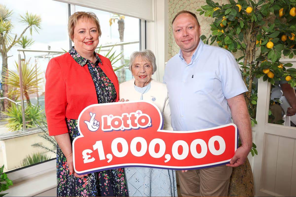 இங்கிலாந்தில் 80 வயது பாட்டிக்கு லொட்டரியில் விழுந்த பரிசு | Grandma Lotto Jackpot Husband Numbers