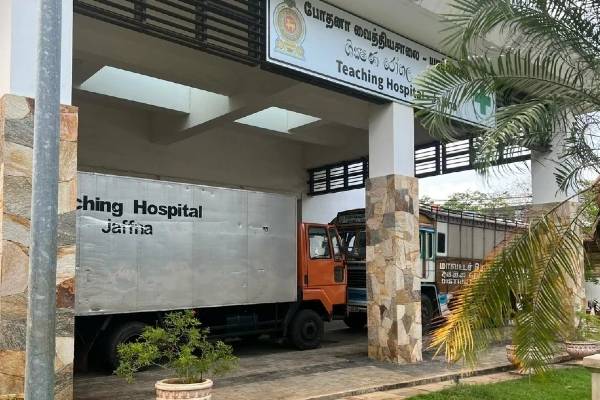 யாழ். போதனாவிற்குள் நள்ளிரவு அத்துமீறி நுழைந்த இளைஞன்: நீதிமன்றம் பிறப்பித்த உத்தரவு | Jaffna Hospital Young Boy Robbery