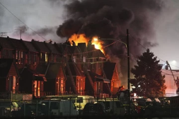 அமெரிக்காவை உலுக்கும் சம்பவங்கள்; மற்றுமொரு விமானம் விபத்து