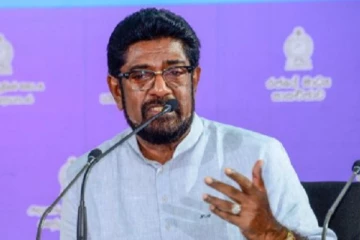 மூன்றாம் வகுப்பு’ ஊடகவியலாளர்கள் என விமர்சித்த ஹேரத்- வருந்திய கெஹெலிய!