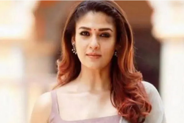 ஷாருக்கானை தொடர்ந்து முன்னணி பாலிவுட் நடிகருக்கு ஜோடியான நயன்தாரா.. யார் அந்த நடிகர் தெரியுமா | Nayanthara To Pair Up With Popular Actor In Hindi