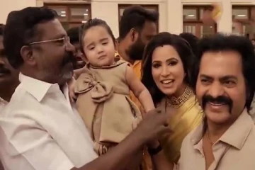 நடிகர் ரெடின் கிங்ஸ்லியின் குழந்தையை கொஞ்சிய திருமாவளவன்