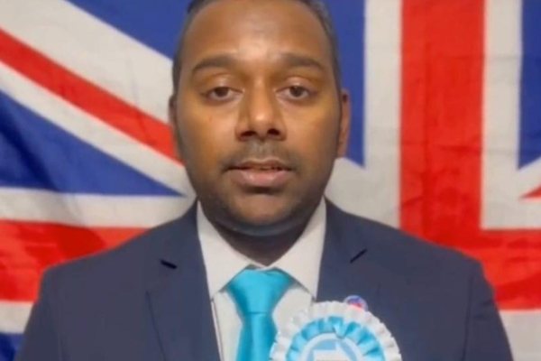 ஐக்கிய இராச்சியத்தில் இலங்கையருக்கு கிடைத்த பெருமை! | Srilankan Lucian Fernando Is Honored In The Uk