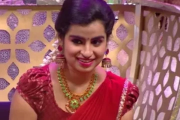 இதுவா நம்ம சூப்பர் சிங்கர் ஷிவாங்கி.. சிறு வயதில் எப்படி இருக்கிறார் புகைப்படத்தை பாருங்க..