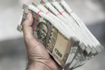 லொட்டரியில் ரூ.10 கோடி வென்றவருக்கு கையில் கிடைக்கும் பணம் எவ்வளவு?