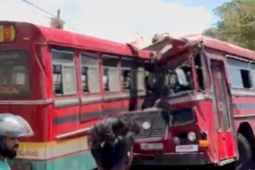 சற்றுமுன் இடம்பெற்ற கோர விபத்து ; இரண்டு அரச பேருந்துகள் நேருக்கு நேர் மோதி நால்வர் பலி