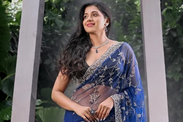 நடிகை ஷில்பா மஞ்சுநாத் ட்ரான்ஸ்பரென்ட் சேலையில் ஹாட் போஸ்!