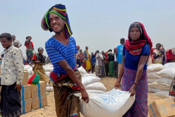 දරිද්‍රතා පතුලටම වැටී සිටි ඉතියෝපියාවේ නැගී සිටීම.