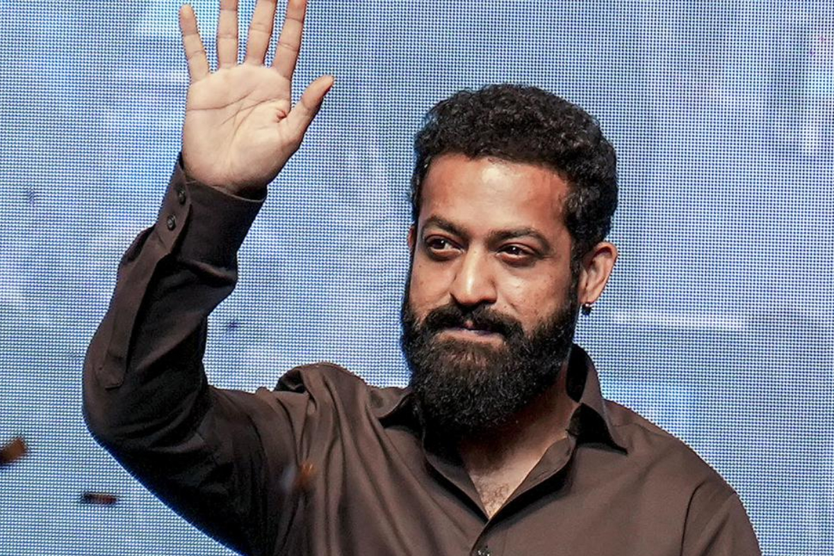 நடிகர் ஜூனியர் என்.டி.ஆரின் நெட் ஒர்த்.. இத்தனை கோடி சொத்துக்கு சொந்தக்காரரா இவர் | N T Rama Rao Jr Net Worth