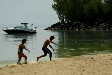 ஒன்றாரியோ ஏரி தொடர்பில் விடுக்கப்பட்டுள்ள எச்சரிக்கை! மக்களே அவதானம்