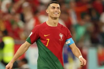 கால்பந்தாட்ட நட்சத்திர வீரரான ரொனால்டோ படைத்த புதிய சாதனை!