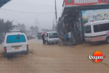 නානුඔය නගරය ජලයෙන් යටවේ - රථවාහන ගමනාගමනයටත් බාධා