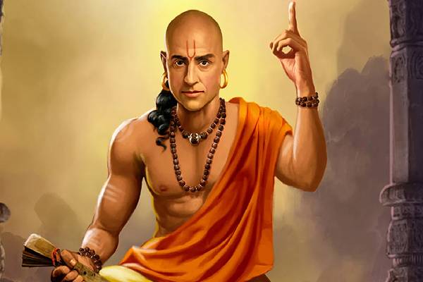 இந்த குணமுடைய பெண்கள் திருமண வாழ்க்கையை நரகமாக்கிவிடுவார்கள்... எச்சரிக்கும் சாணக்கியர்! | Chanakya Niti Men Should Not Marry Such Women