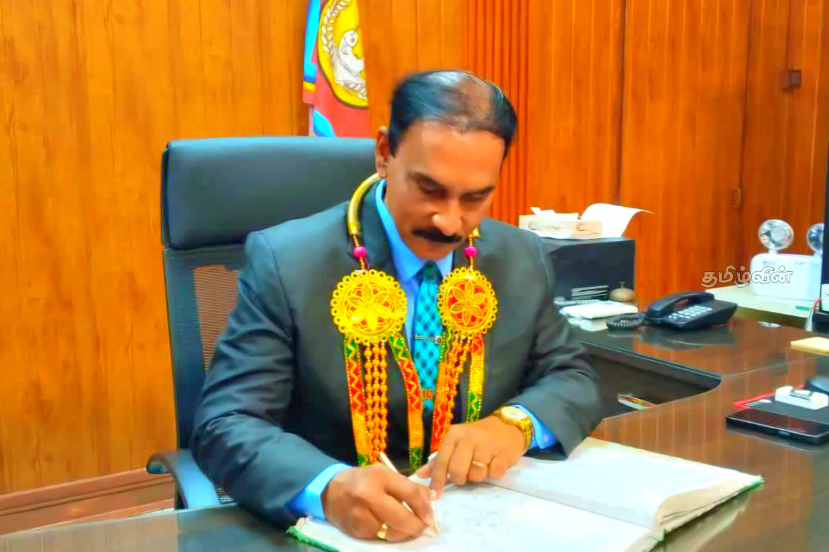 கிழக்கு மாகாண கல்வி அமைச்சின் புதிய செயலாளர் நியமனம் | New Secretary Eastern Province Ministry Education கிழக்கு மாகாண கல்வி அமைச்சின் புதிய செயலாளர் நியமனம் | New Secretary Eastern Province Ministry Education