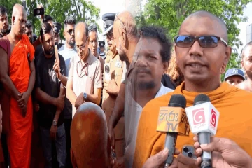 சற்று முன்னர் விகாரமகாதேவி பூங்காவில் ஏற்பட்ட பதற்றநிலை.. கடுமையாக எச்சரிக்கும் கஸ்ஸப்ப