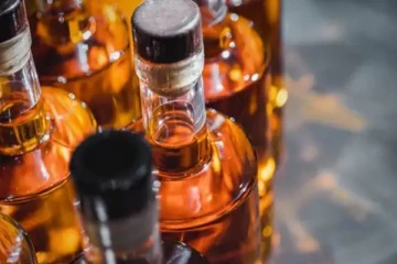 இலங்கையில் மதுபானத்தின் விலை தொடர்பில் வெளியான அறிவிப்பு!